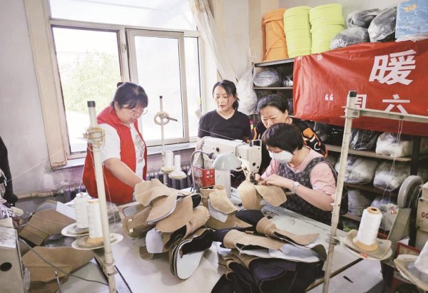 同门证券 包头市东河区正北社区：精准送岗&#32;助残就业“零距离”