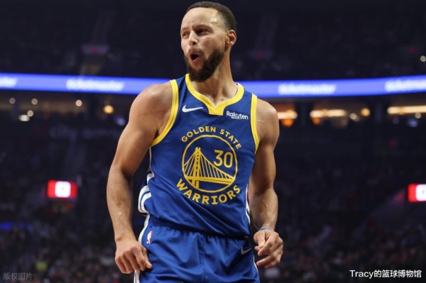 盈通配资 字母哥31+20+7无缘今日最佳球员! 因为东契奇狂轰49+11+8创8项纪录